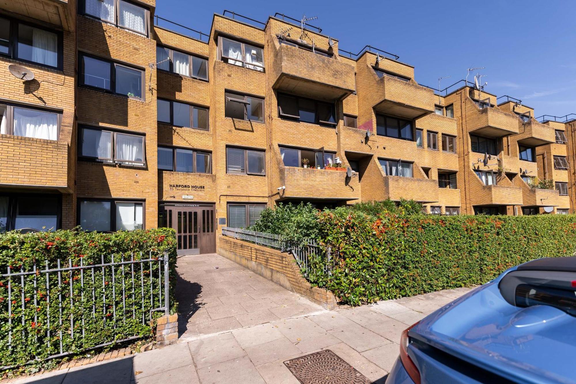 Luxury 3 Bedroom Flat With Balcony In Westbourne Park London Exteriör bild